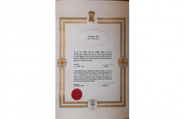 Awarding the Pravasi Bharatiya Samman award to Dr. Rajendra Kumar Joshi in Zurich on March 27th, 2019