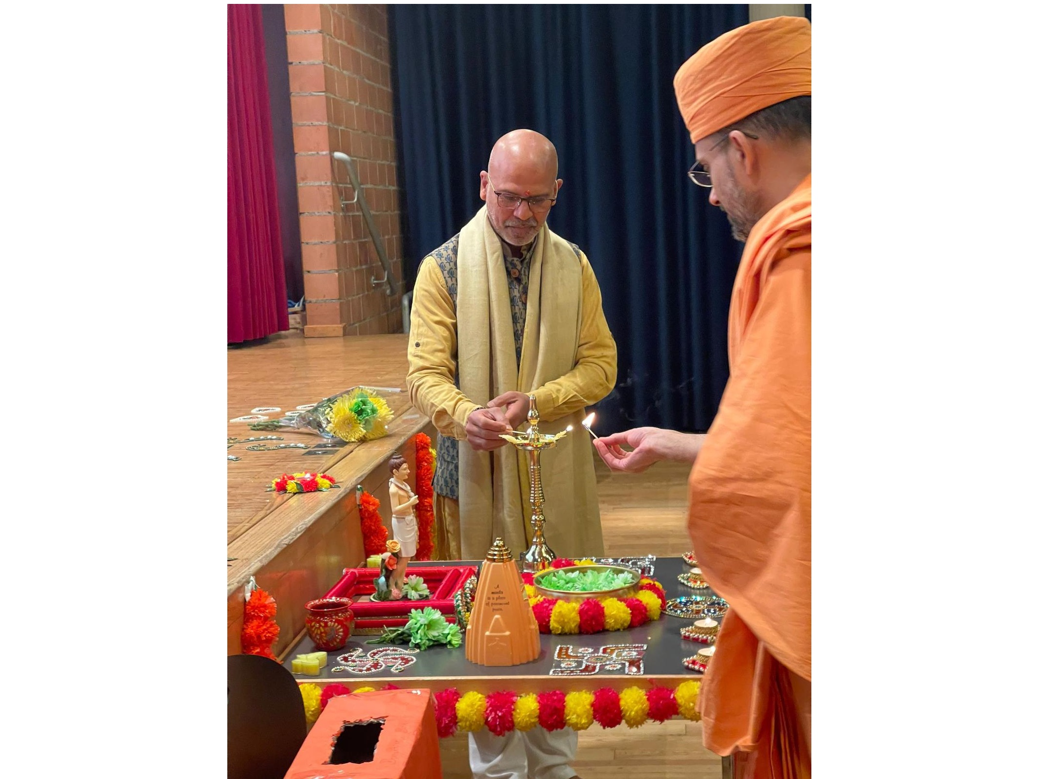 Ambassador Mridul Kumar participated in the Diwali Annakut Event on 11 November 2024