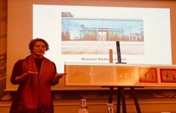 PRESENTATION ON INDIAN MINIATURE PAINTINGS