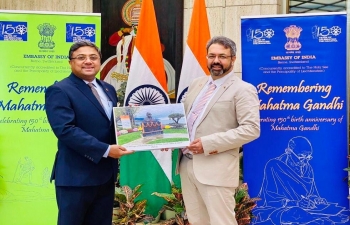Ambassador Sibi George and Hon’ble Dr. Nik Gugger, MP & President of India- Swiss Parliamentary Friendship Group jointly released ‘150 MESSAGES OF MAHATMA GANDHI’ a special compilation of 150 tweets in German, French, Italian & English languages issued by Embassy of India in Switzerland.