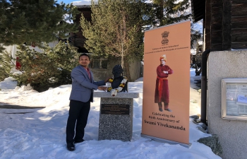 Garlanding the bust of Swami Vivekananda at Saas Fee on 12 January, 2022