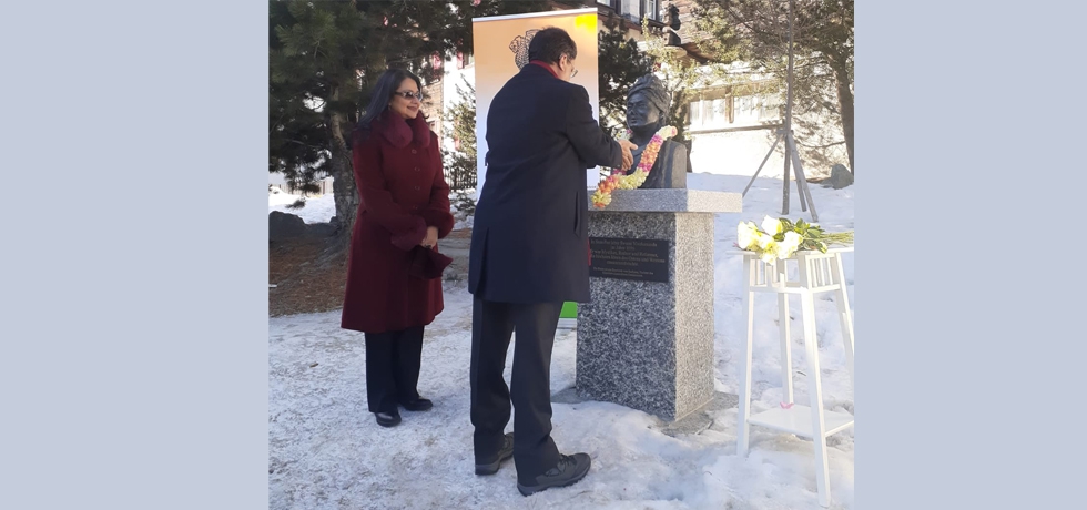 Ambassador Sanjay Bhattacharyya offered floral tributes at the bust of Swami Vivekananda in Saas Fee, Switzerland  