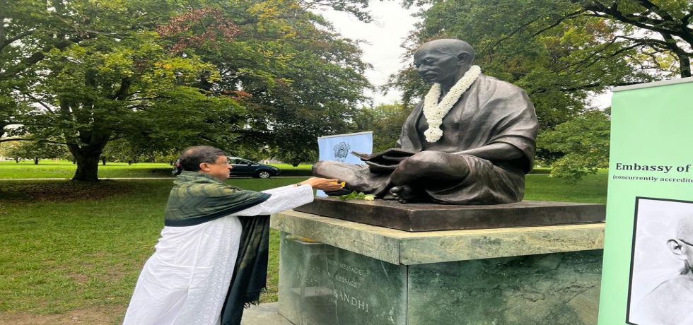 Ambassador Sanjay Bhattacharyya paid homage to Mahatma Gandhi on the occasion of his 153rd birth anniversary in Geneva.