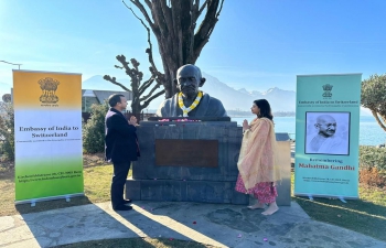 Garlanding the bust of Mahatma Gandhi at Villeneuve on 30 January 2023