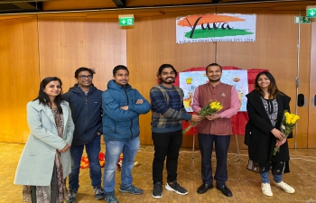 Cd’A Deepak Bansal held a meeting with Yuva Indians at EPFL Laussane on 05 April, 2023.