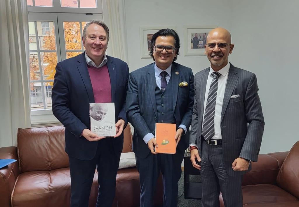 Ambassador Mridul Kumar met Prof. Aditya Singh, Chairman, Council Board, ESG Center of Excellence, Lugano, Switzerland and Prof. Marco Casanova,  Director, ESG on 22 November 2023