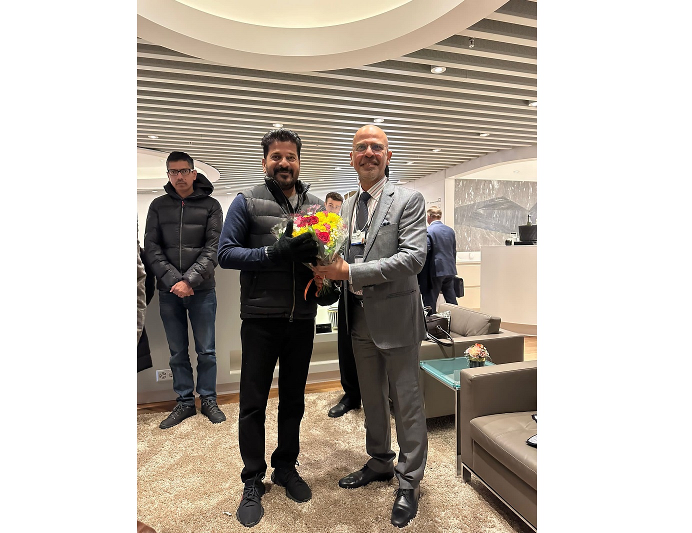 Ambassador Mridul Kumar welcomed Hon’ble Ministers to Switzerland on 15-16 January 2024