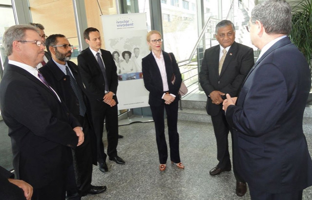 Minister of State for External Affairs, General V. K. Singh, visited the Ivoclar Vivadent Company office in Schaan. Ivoclar Vivadent is a global company offering a comprehensive range of innovative products and systems for dentists and dental technicians. As a global player, Ivoclar Vivadent has its subsidiaries and marketing offices in 25 countries, including India.